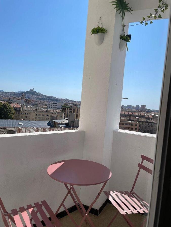 Sublime 2 Pieces Vue Incroyable Mer Et Tout Les Monuments De Marseille Exterior photo
